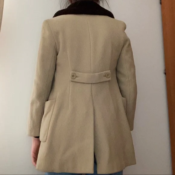 Vintage Tan/Beige Wool Coat - Picture 2 of 7